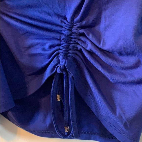 2 for 15! Gorgeous Blue Top - Picture 4 of 5